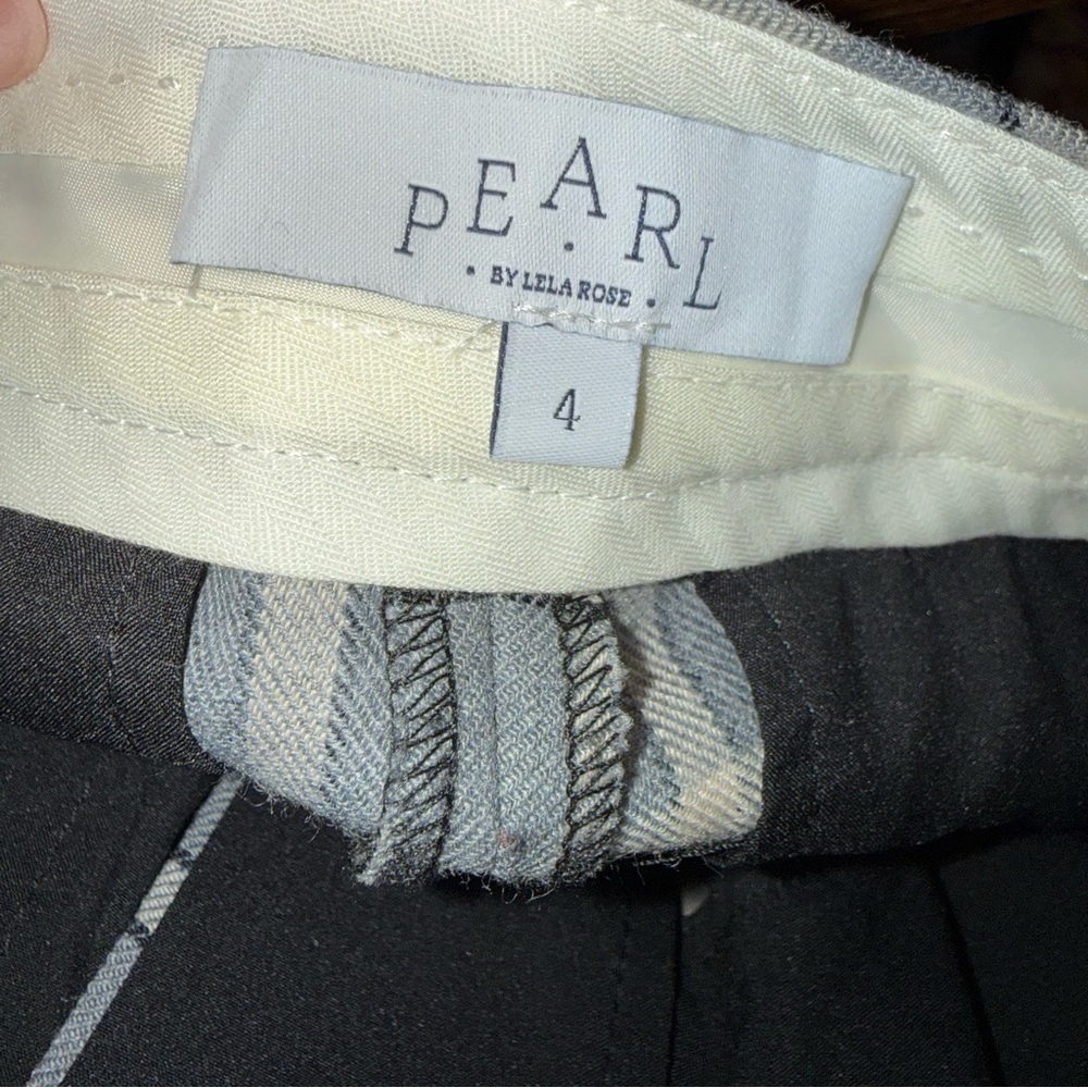 Pearl By Lela Rose Wide Leg Wool Blend Pants-Cuffed-Gray Black Plaid-Size 4 - Picture 9 of 9